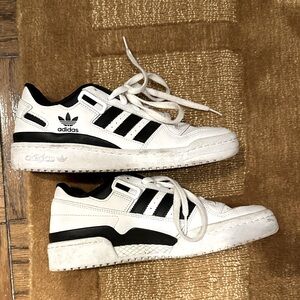 Adidas Forum Low (white and black) - size 8.5 women’s